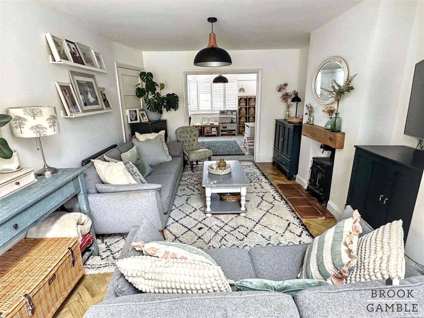 3 Bedroom House. Lawns Avenue in Eastbourne,  18